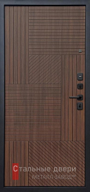 Металлическая дверь для квартиры под дерево №43 — вид изнутри